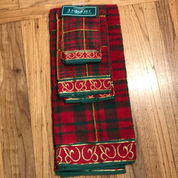 fancy 3 Towel set - Picture 1 of 10